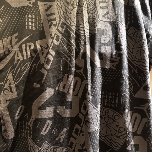 ***SOLD*** Jordan Tee Shirt - Picture 5 of 6
